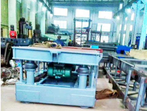 电动车及振实台